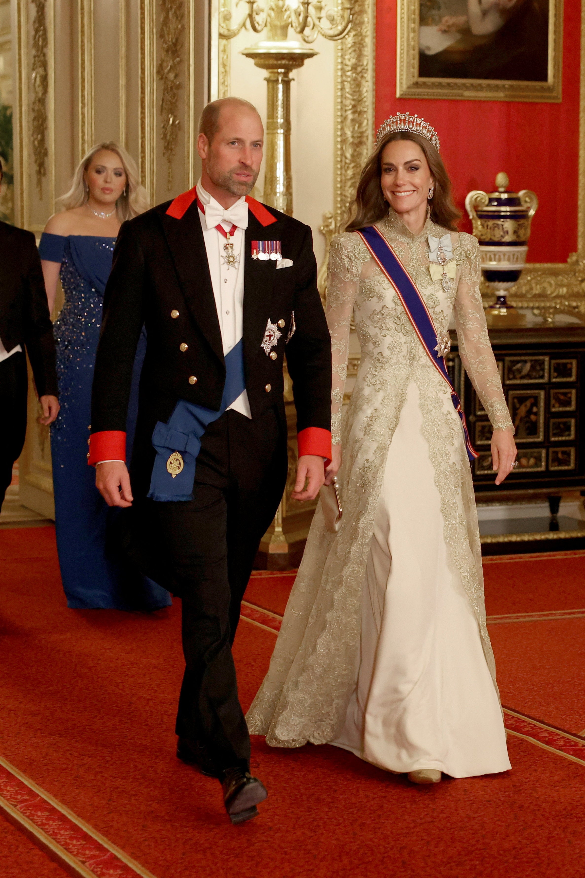 Prince William and Princess Kate looked elegant heading into the banquet