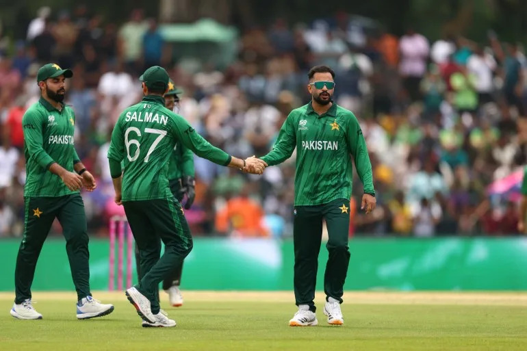 Mohammad Nawaz of Pakistan reacts.